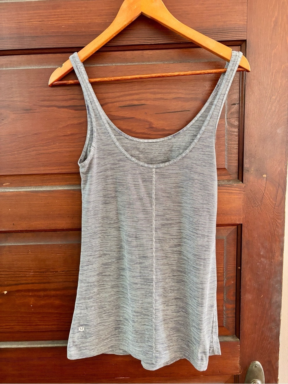 Lululemon Women’s Scoop Neck Sleeveless Daily Tank in Wee Are From Space Coal Fo - Picture 4 of 10